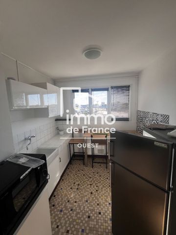 Location Appartement 4 pièces 68m² - Photo 4