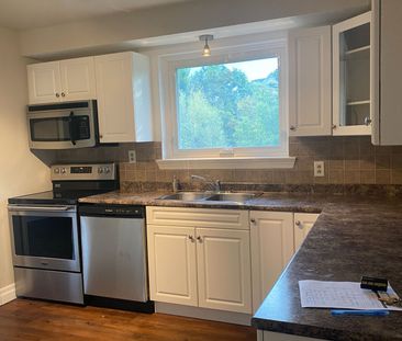 For Lease - 38 Main Street, Uxbridge, Ontario - Photo 2