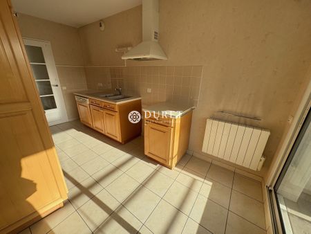 La Roche-sur-Yon 85000, La Roche-sur-Yon 85000 - Photo 3