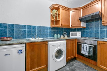 2 bedroom flat to rent - Photo 5
