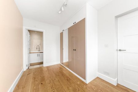 5 bedroom detached house to rent - Photo 5