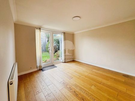 3 bedroom detached house to rent - Photo 2