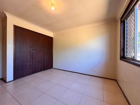 For Lease: Charming 2-Bedroom House in South Tamworth - $350/week - Photo 1