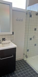 Rooms for rent in Annerley - Photo 3