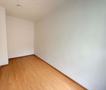 Helle 4 Zimmerwohnung mit Balkon in Stadtnähe - Photo 2