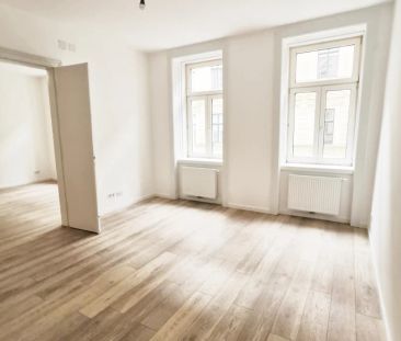 Erstbezug, sanierte 2 Zimmer-Altbauwohnung - Foto 6