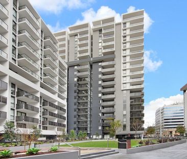 2 BEDROOM LUXURY APARTMENT IN DESIGNER COMPLEX - Photo 1