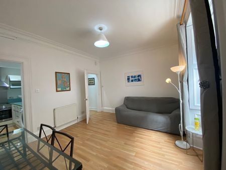 2 Bed Flat, Upper Grove Place, EH3 - Photo 2