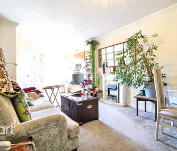 1 bedroom retirement property to rent - Photo 2