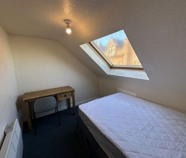 Top Right Seagate, Dundee - Photo 5