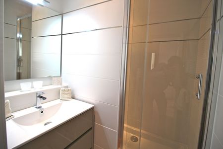 BORDEAUX TRIANGLE D’OR – ASCENSEUR - Photo 4