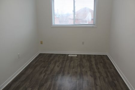 For Lease - 2550 Thomas Street Unit# 27, Mississauga, Ontario - Photo 4