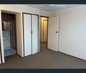 26 Blake Street, Southport, Qld 4215 - Photo 1