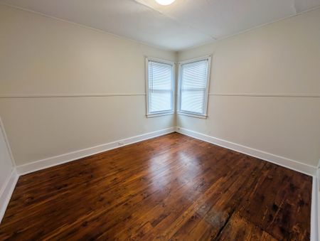 34 Aberdeen Court, Fort Erie - 2 Bedroom House - Photo 5