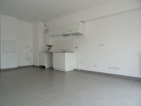 Location Appartement 2 Pièces 45 m² - Photo 3