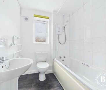 Firth Park, Sheffield, S5 - Photo 4