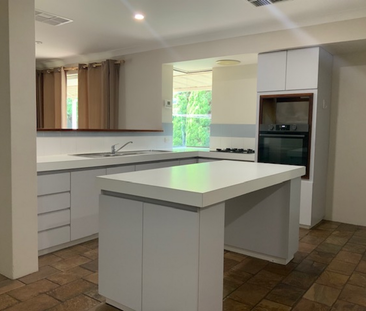 107 Duffy Terrace, Woodvale, WA - Photo 2