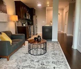 One bedroom condo for rent - Photo 2