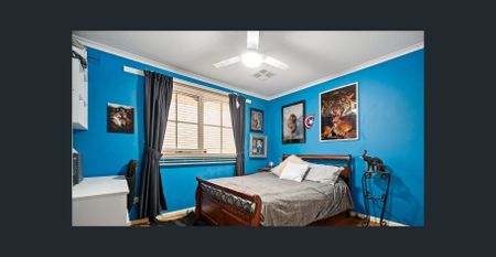 Family Home with 4 bedrooms , 2 Toilets, Refrigerated cooling and Solar Panels !!!! - Photo 5