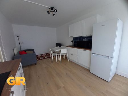 Location Maison 1 pièce 64m² RENNES 35200 - Photo 2