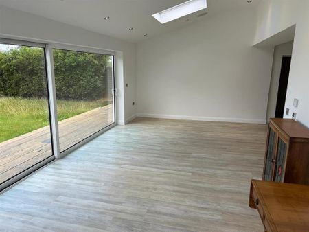 4 bedroom house to rent - Photo 3