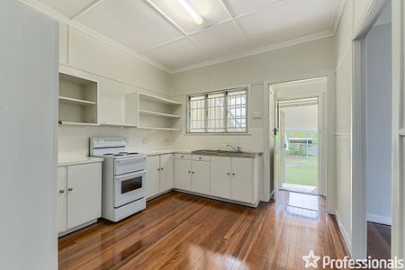 35 Barrymore Street, Everton Park QLD 4053 - Photo 5