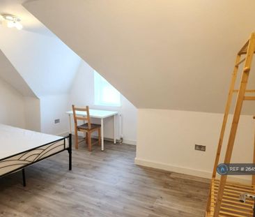 3 bedroom maisonette to rent - Photo 5