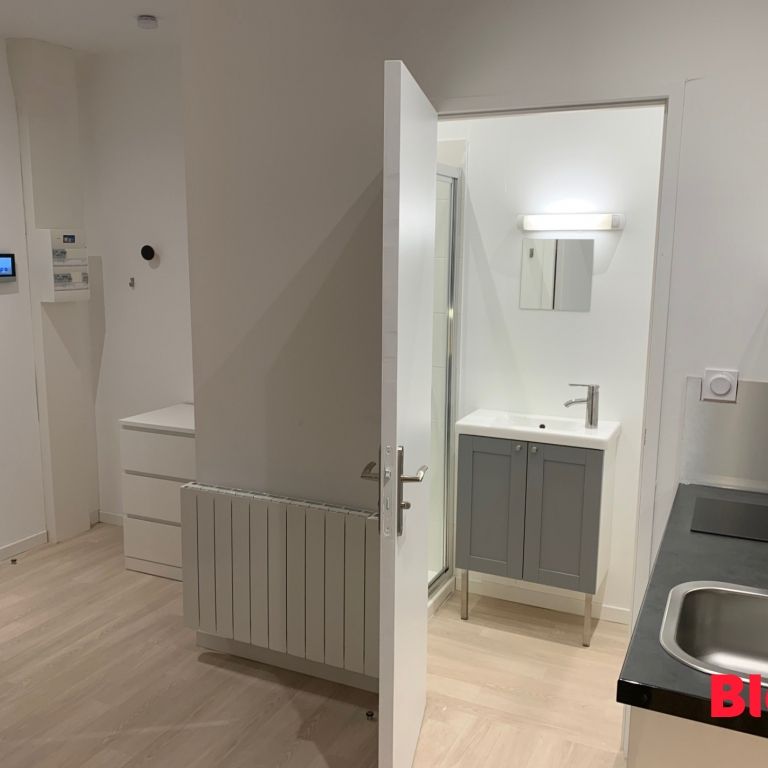 Location Appartement 1 pièce 14m² RENNES 35000 - Photo 2