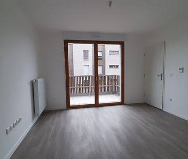 location Appartement T2 DE 39.7m² À BUSSY ST GEORGES - Photo 1