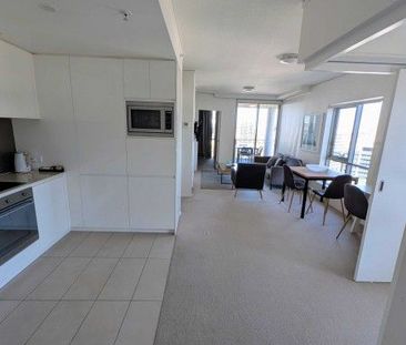 1 Bed & Bath + 1Study + 1 Park Corner Room - Photo 3