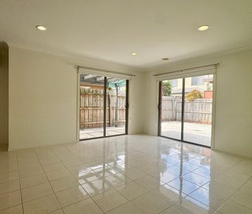 Modern Family Home with Dual Living Areas - Photo 3