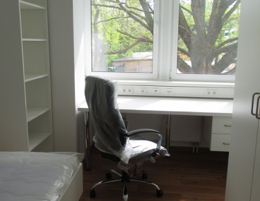 Hier findet ihr unser Angebot an verfügbaren Studierendenapartments im Studierendenwohnheim Franklin20, unweit Campus der TU Dresden - Photo 1