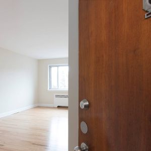 3 CH - 1 SDB - Montréal - $2,295 /mo - Photo 2