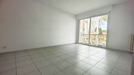 T3 rénové de 67m² - BLD 1848 - Photo 4