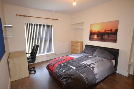 6 bedroom house to rent - Photo 4