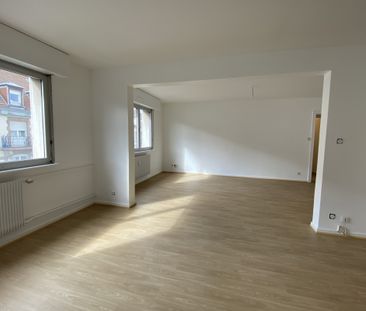 Lumineux 2/3p de 87m2 avec balcon et garage - Musée d'Art Mo - Photo 2
