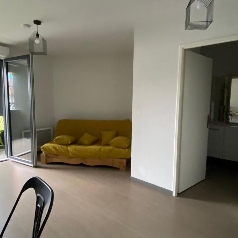 Location Appartement 1 pièce 23m² LA ROCHELLE 17000 - Photo 1