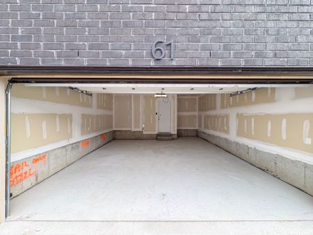 For Lease - 61 Helmkay Avenue, Richmond Hill, Ontario - Photo 2