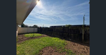 The Perfect Family Home! - Photo 5