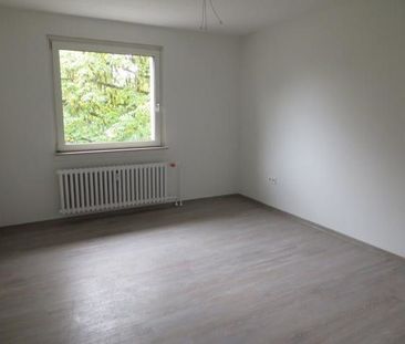 Ich bin frisch renoviert incl. Einbauküche - Photo 2