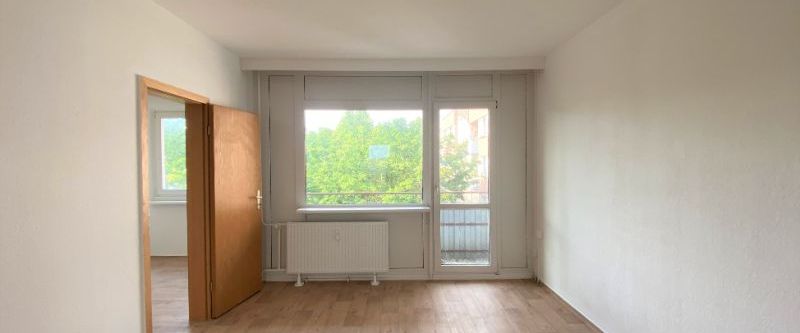 Schöne Dreiraumwohnung mit Balkon und neuem Badezimmer - Photo 1