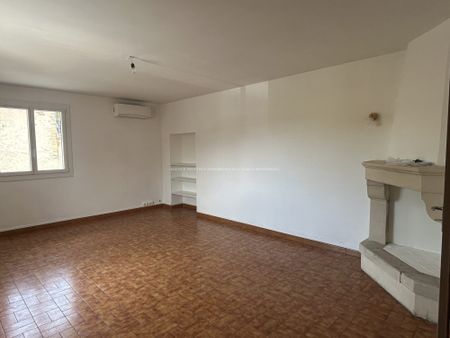 Location Appartement 4 pièces 113m² GRILLON 84600 - Photo 3