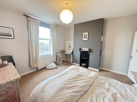 3 Knowle Mount, Leeds, LS4 2PP - Photo 4