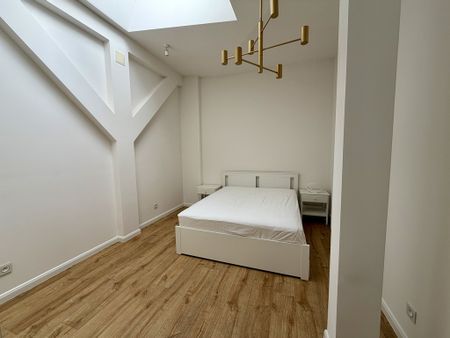 Aleja Fontann-3 pokoje w wysokim standardzie-winda - Photo 4