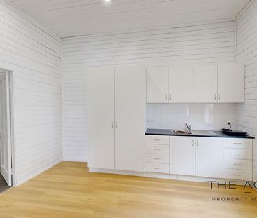 Three x1-Bedroom Units, Low-Maintenance & Central Location - Photo 2