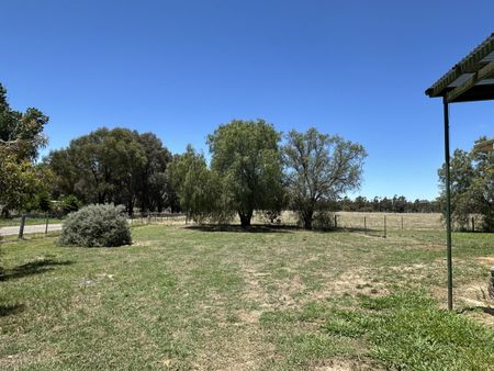 7320A Goulburn Valley Highway, Kialla West VIC 3631 - Photo 5