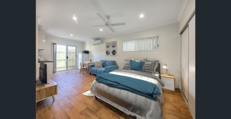 MODERN, FULLY FURNISHED, GROUND FLOOR STUDIO APARTMENT - Photo 4