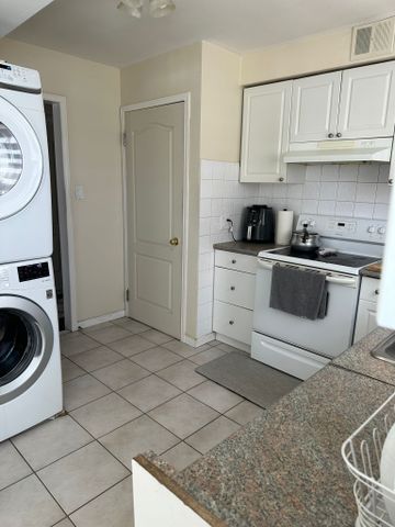 For Lease - 86 Earnscliffe Circle, Brampton, Ontario - Photo 3