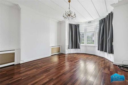 Broad Walk, London, N21 - Photo 5