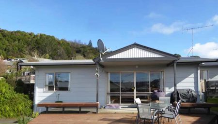 Easy Lifestyle Living – Furnished or Unfurnished - Photo 2